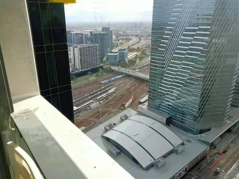L39 1min To Southerncross,free Gym, Pool, Sunna,tram ,sauna *