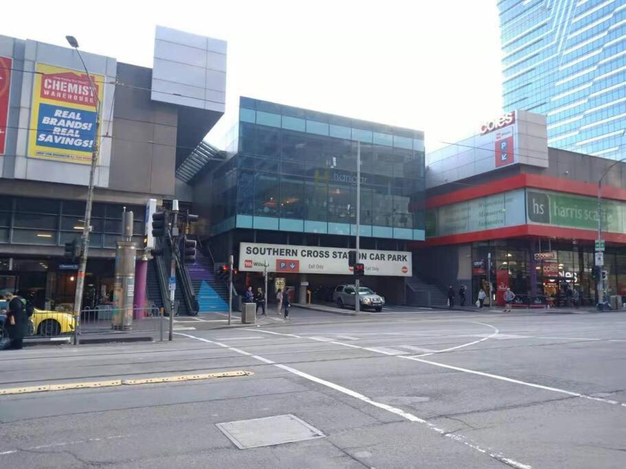 L39 1min To Southerncross,free Gym, Pool, Sunna,tram ,sauna Apartment
