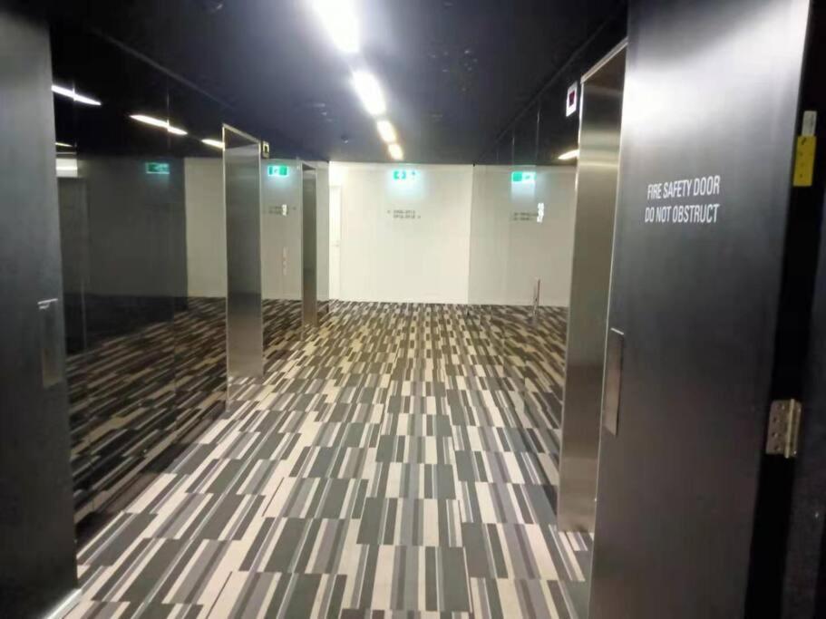 Apartment L39 1min To Southerncross,free Gym, Pool, Sunna,tram ,sauna