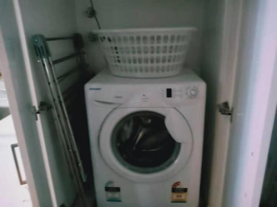 L39 1min To Southerncross,free Gym, Pool, Sunna,tram ,sauna *