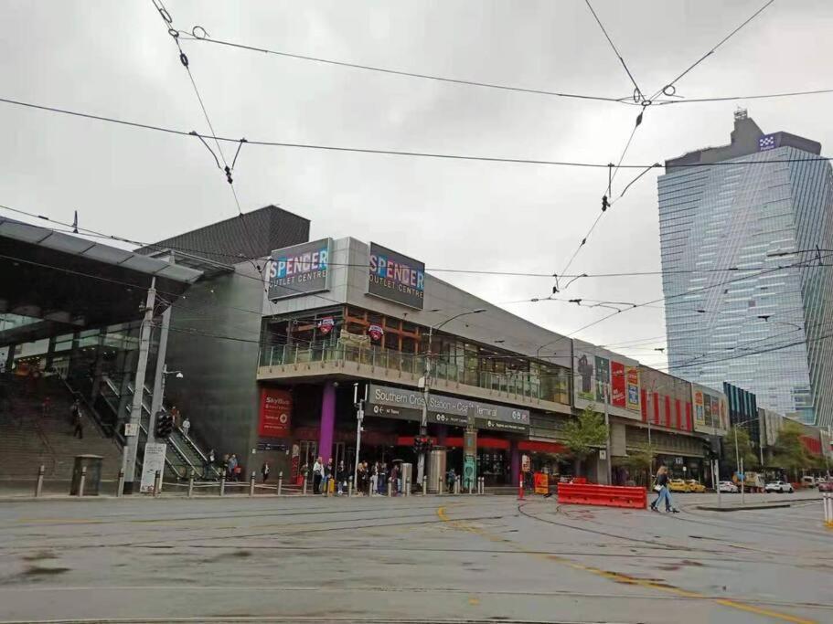 L39 1min To Southerncross,free Gym, Pool, Sunna,tram ,sauna Melbourne