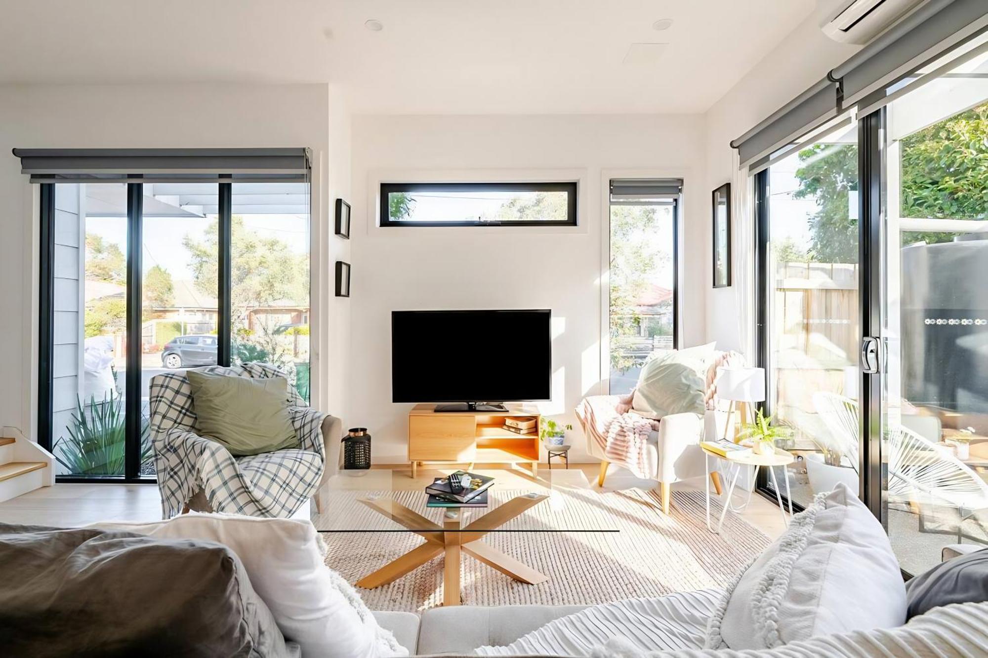 Stunning, Modern, Two-story Detached Townhouse *