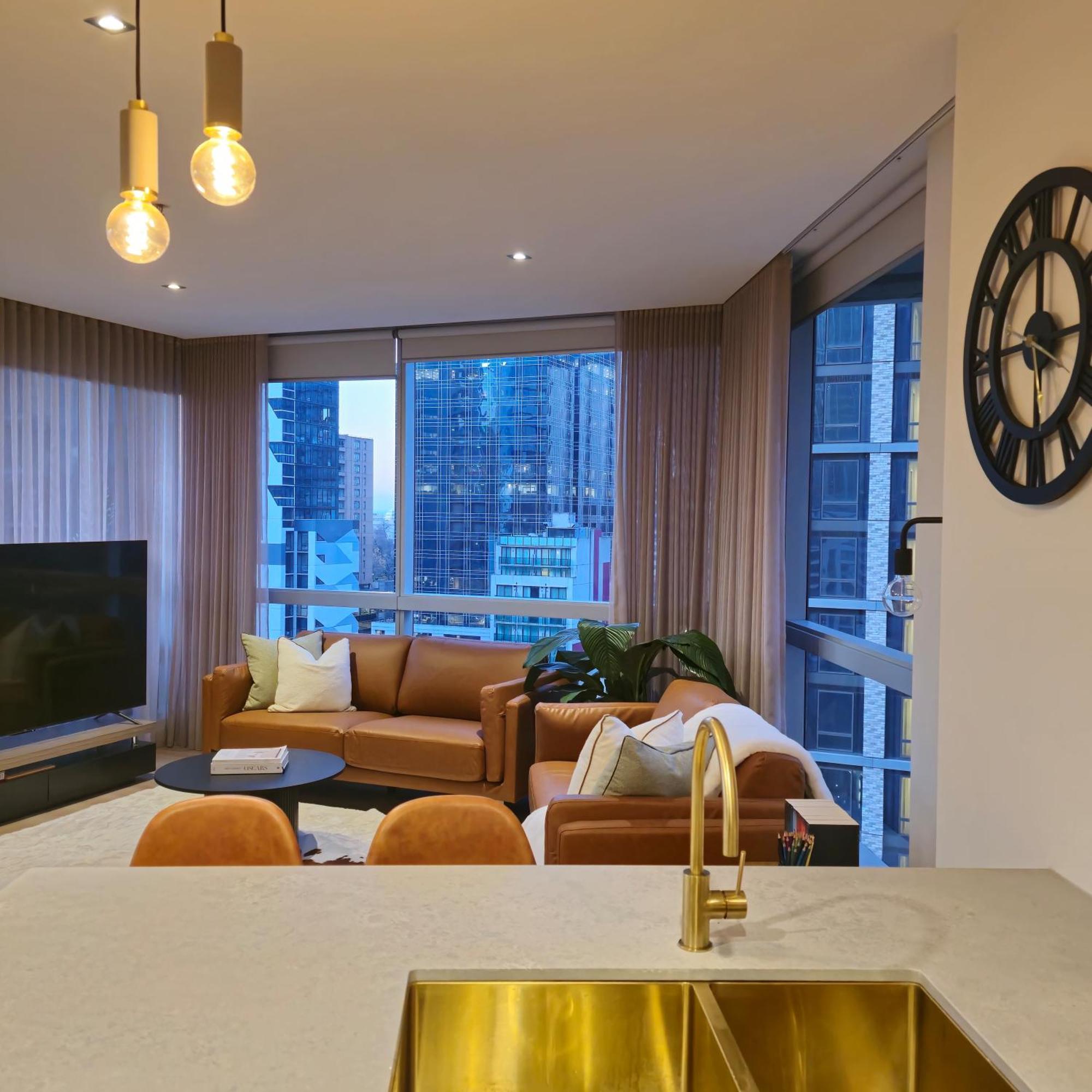 Apartment Prestige Dwellings Qv1 *