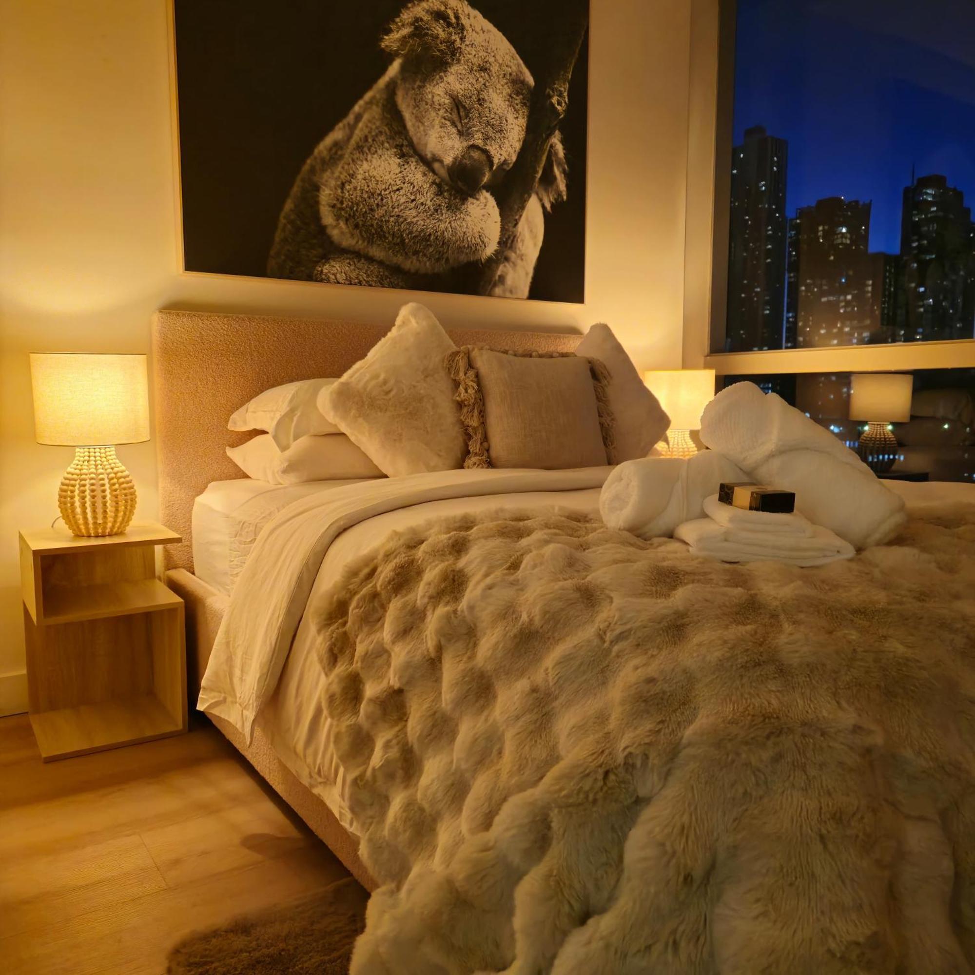 Apartment Prestige Dwellings Qv1 Melbourne
