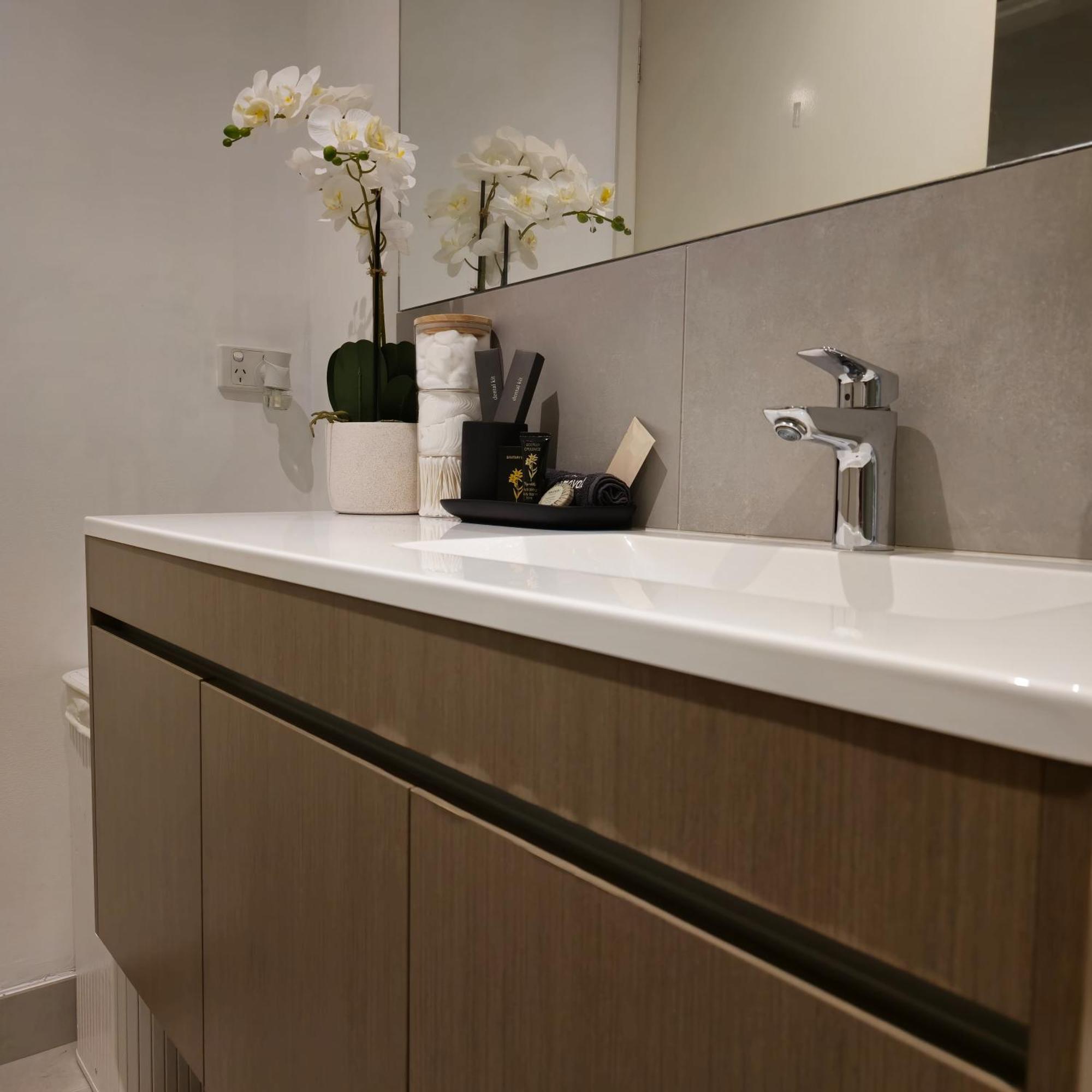Apartment Prestige Dwellings Qv1 *