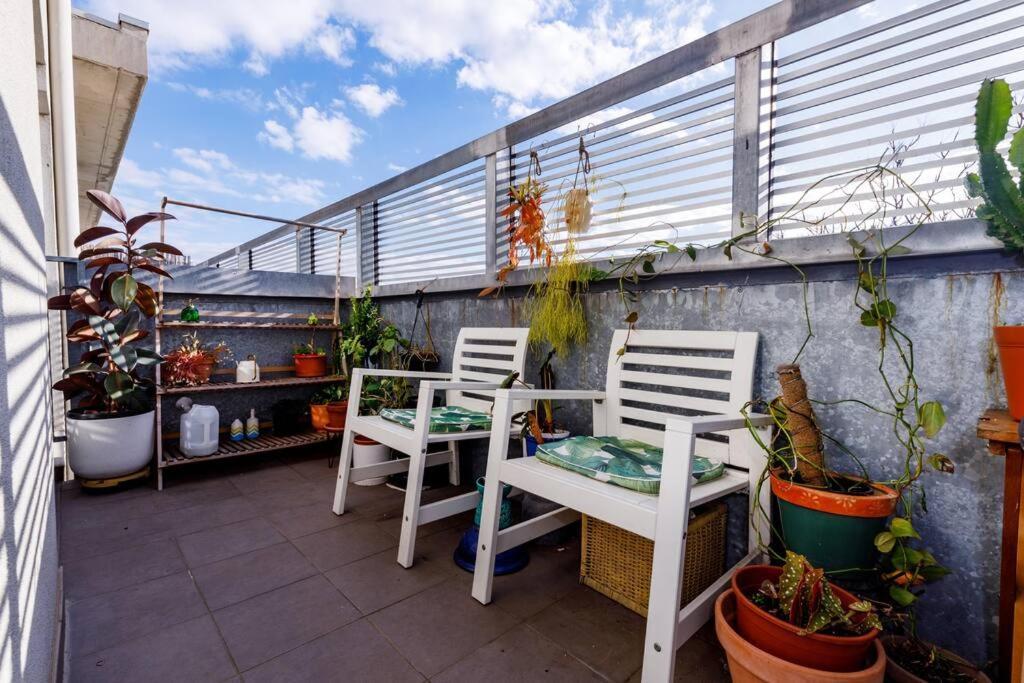 Bright, Chic, Stylish Beachside - Free Parking For Small Car * Melbourne