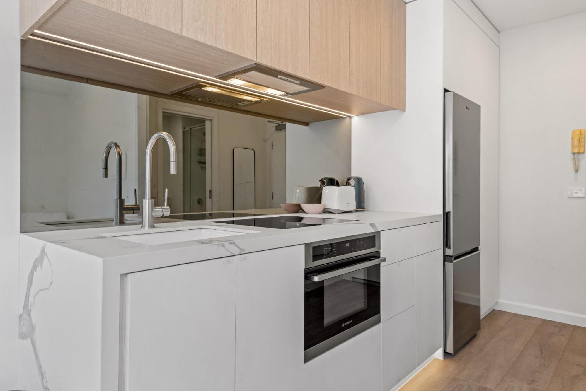 Apartment Chic In The Heart Of South Yarra