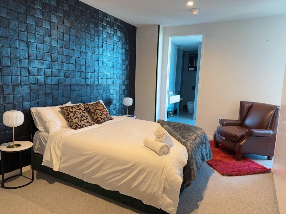 Apartment Australia108 High Level 3 Bedrooms 2 Parking