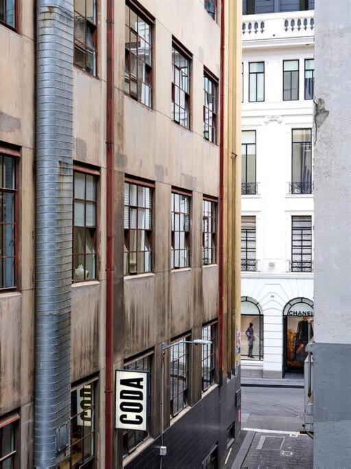 Laneway Oasis * Melbourne