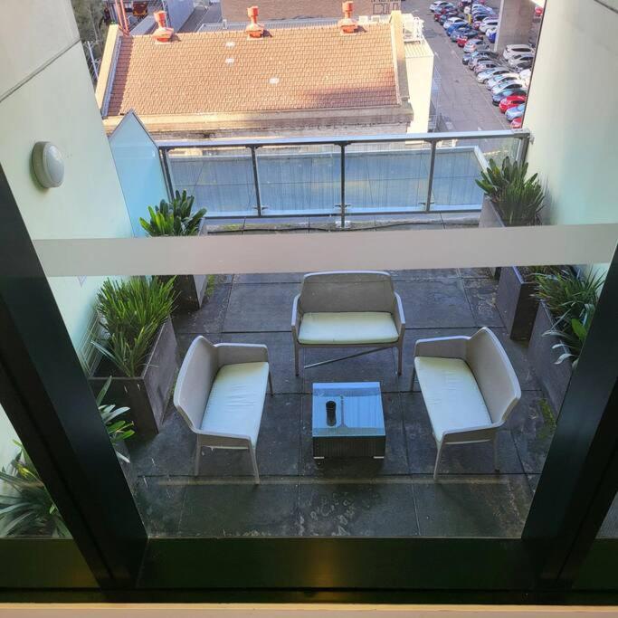 Stunning 2 Bedrooms - Southbank Apartment