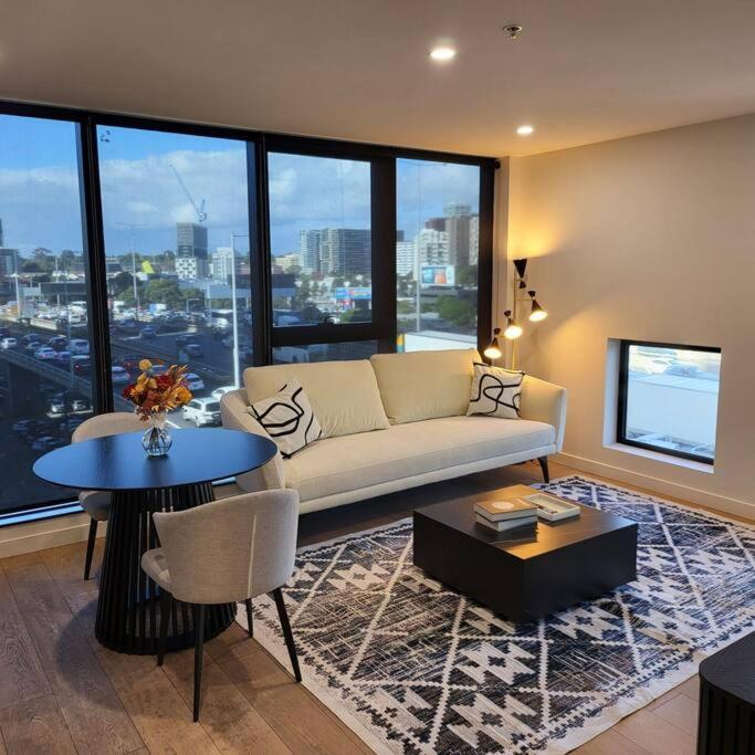 Stunning 2 Bedrooms - Southbank *