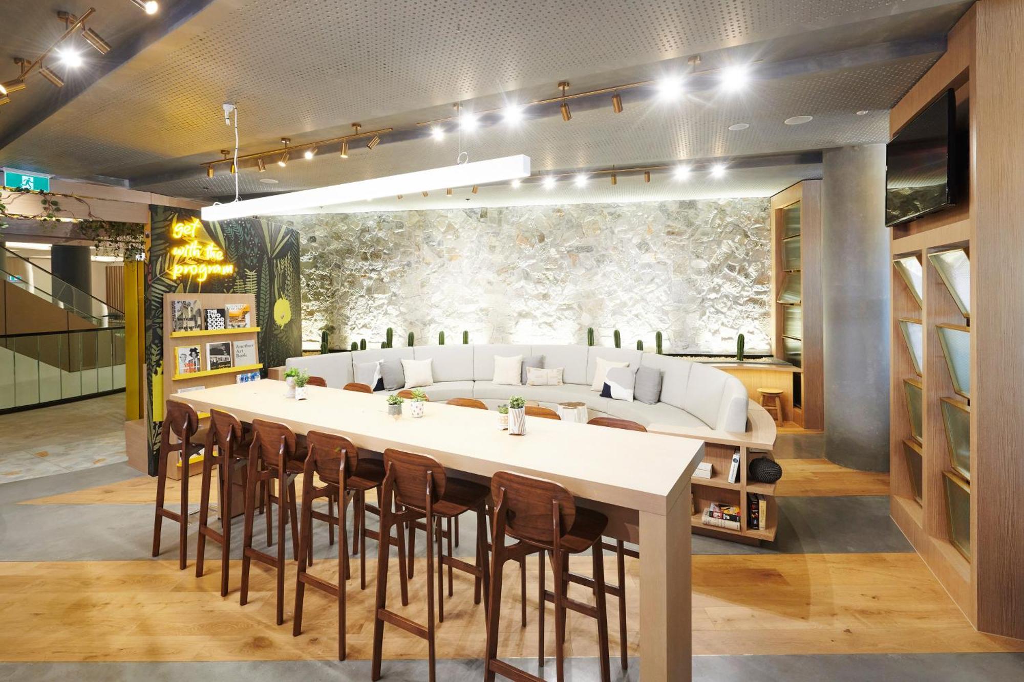 Crowne Plaza By Ihg Hotel Melbourne