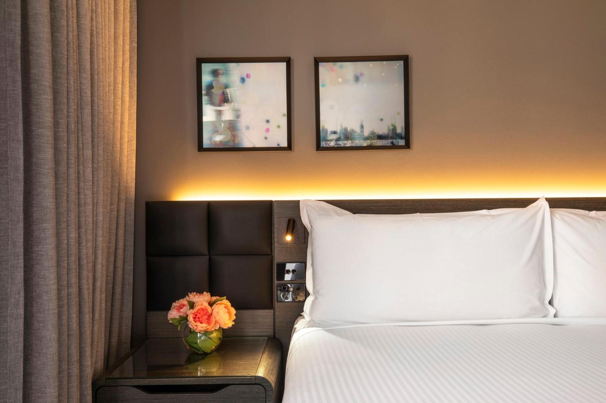 Hotel Crowne Plaza By Ihg 4*