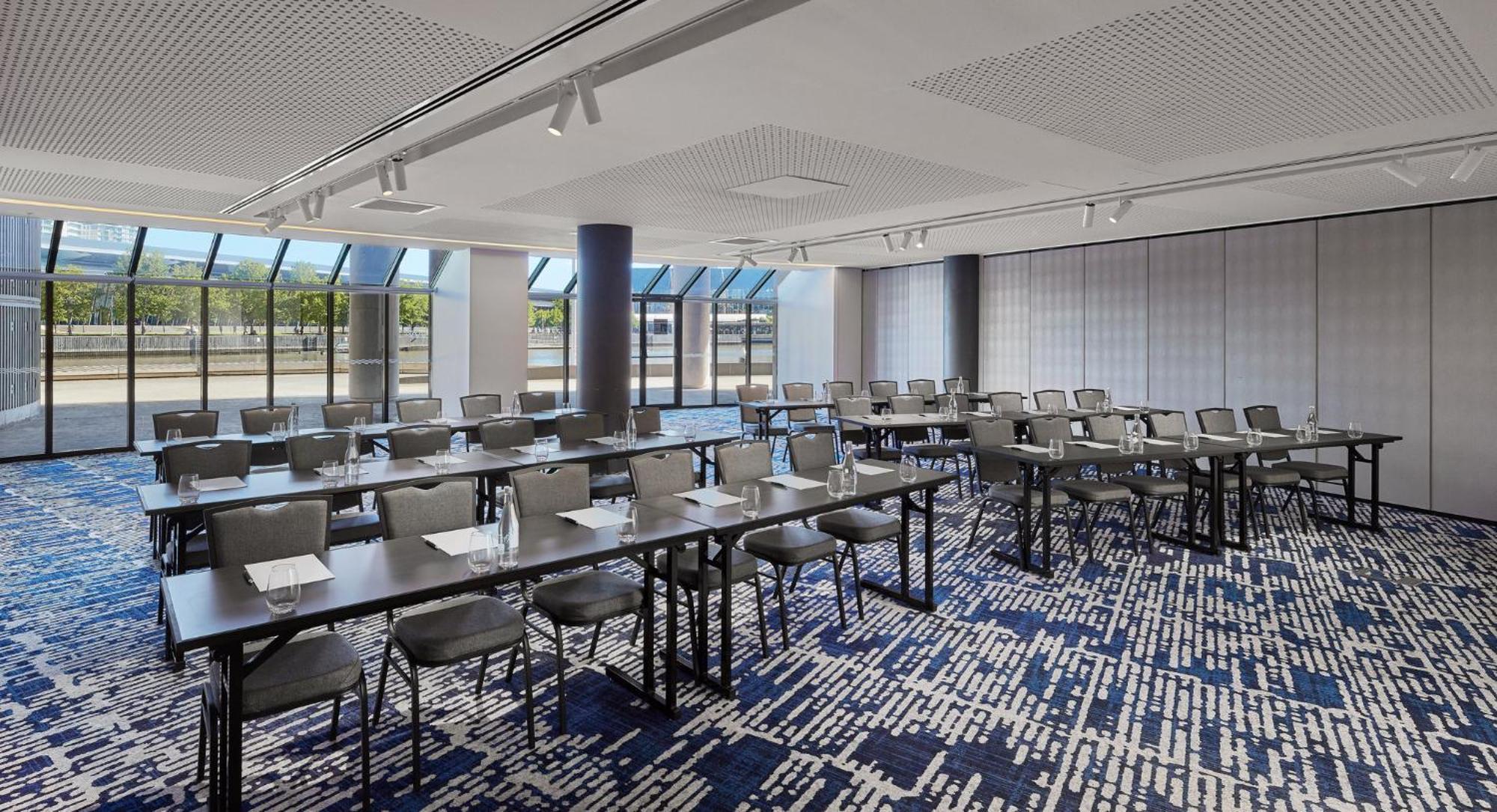 Crowne Plaza By Ihg
