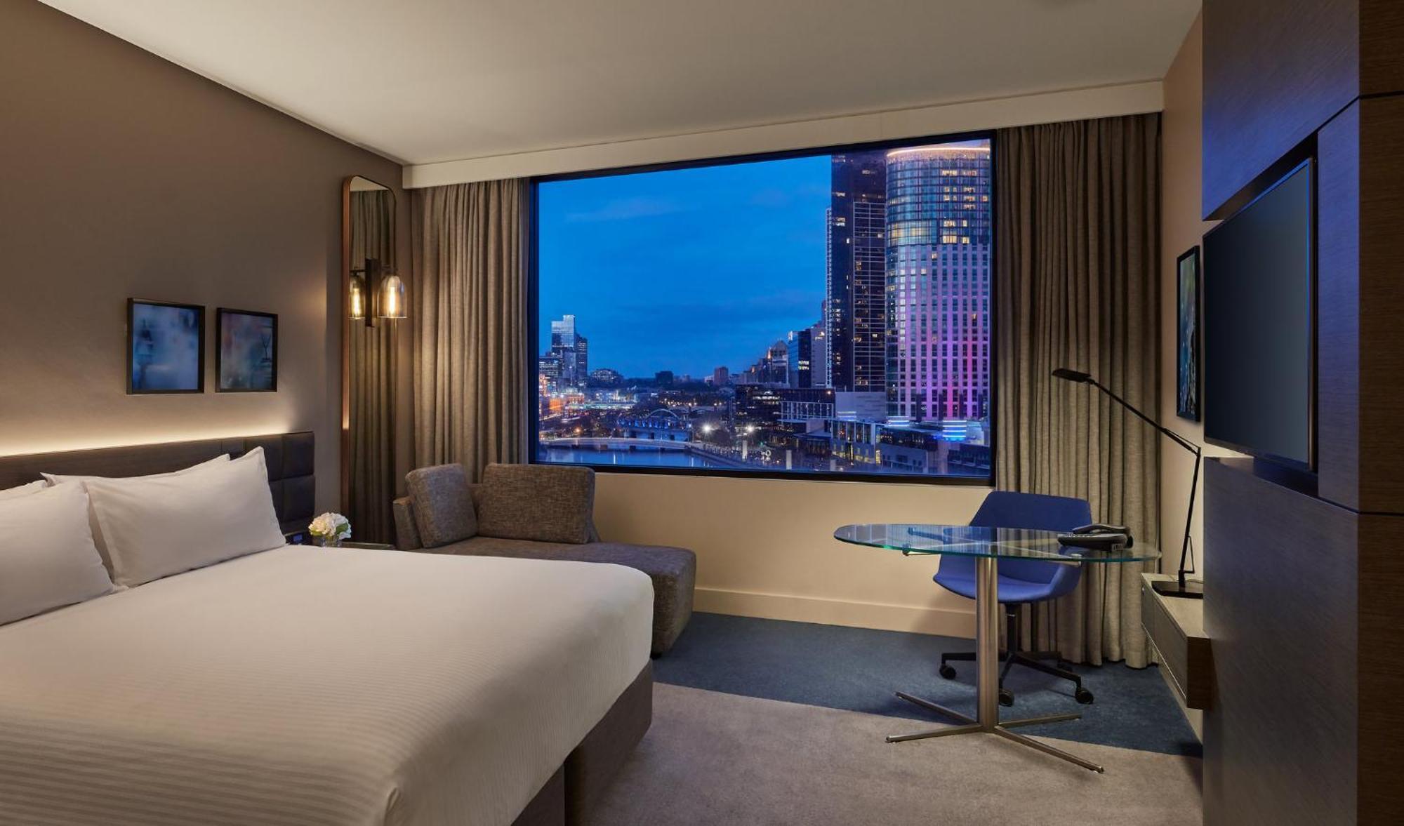 Crowne Plaza By Ihg