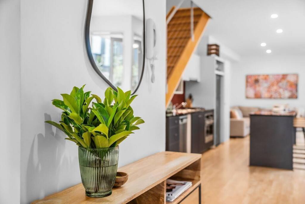 The Avenue The Place Terrific 4br 2bth Townhouse