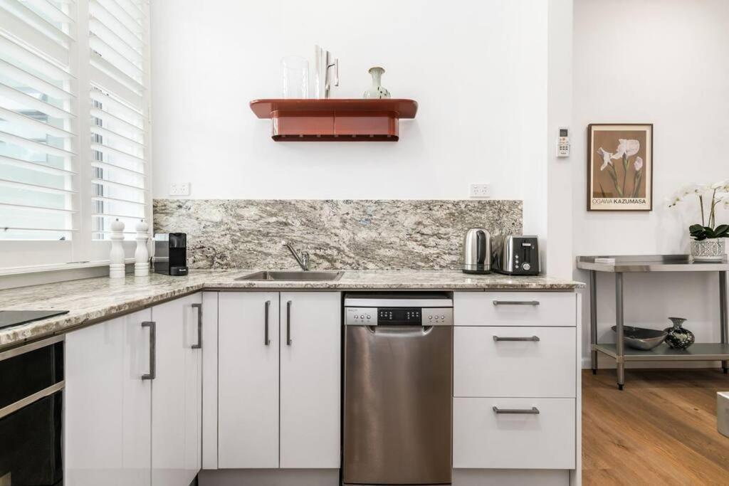 Chic & Cool Carlton On Elgin St Apartment Melbourne