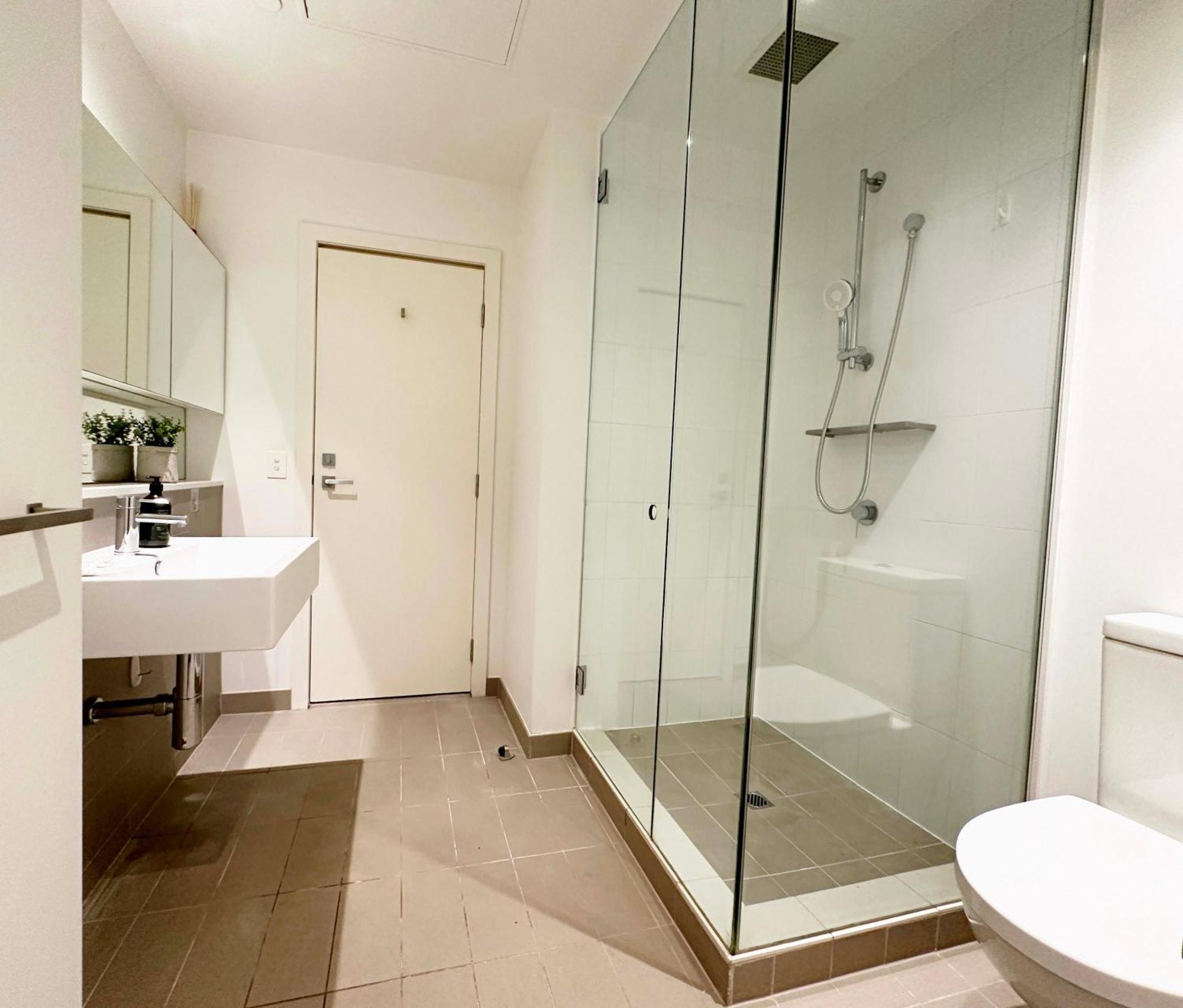 Modern 2br With A Stunning View *