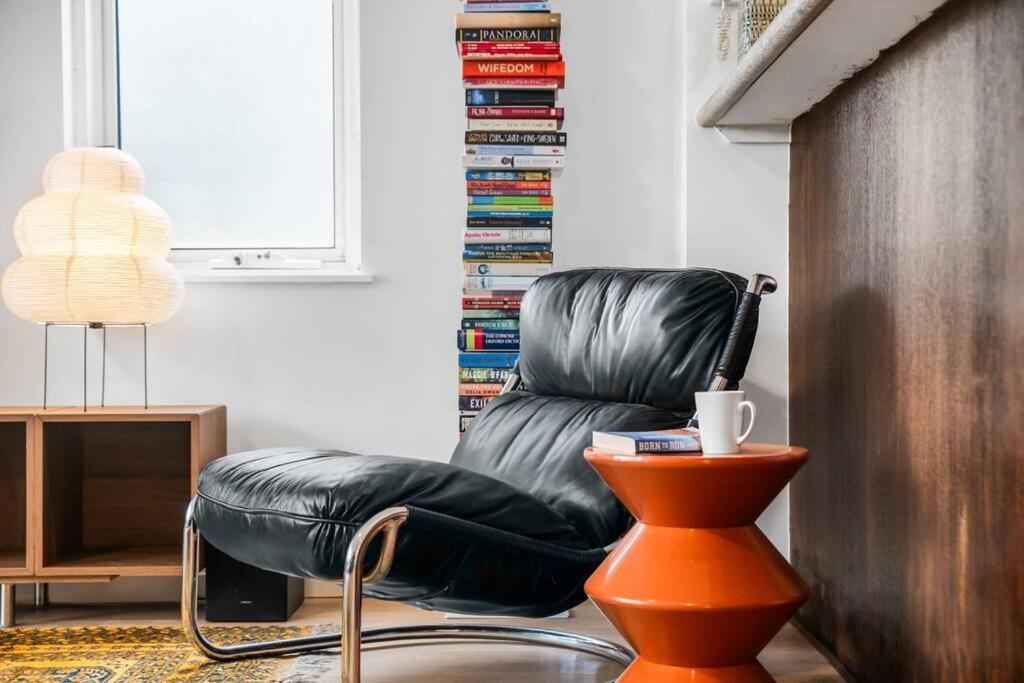 Apartment Lygon St Location And Liveability Pool And Gym
