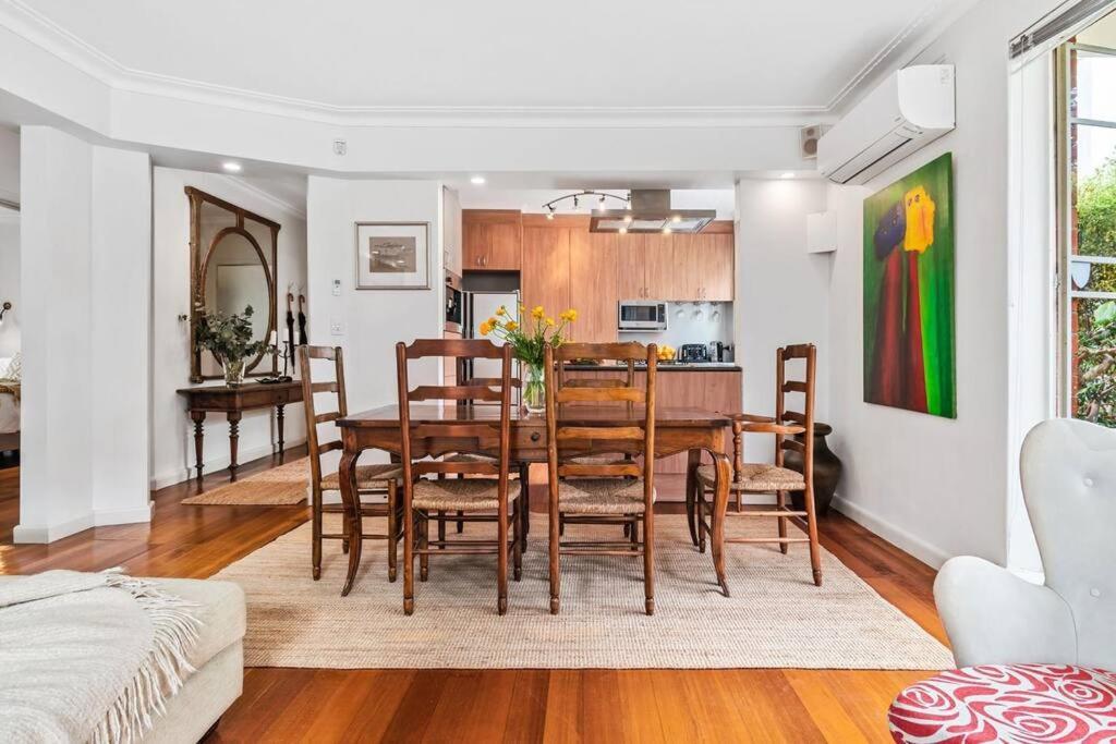 Sensational Stylish And So Very South Yarra 2br