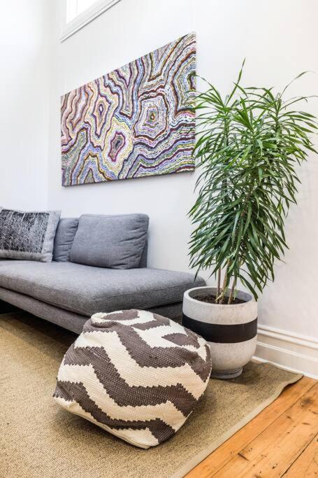 Park Victorian House With Style And Art Gallery Holiday home Melbourne