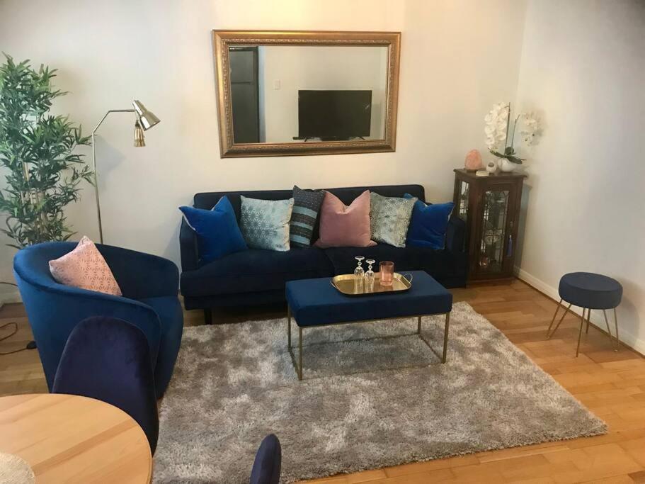 Stylish Courtyard Unit, In The Heart Of Sth Yarra * Melbourne
