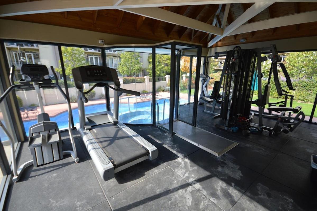 Garden Complex - Bright And Spacious 3-bedroom