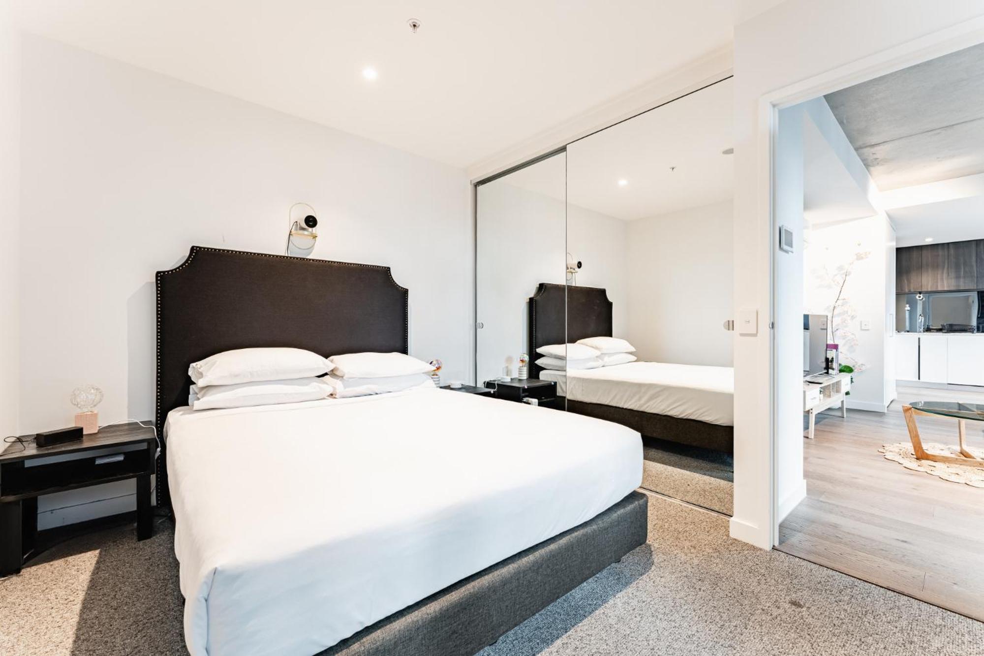 Stylish Southbank 1-bedroom With Pool And Gym