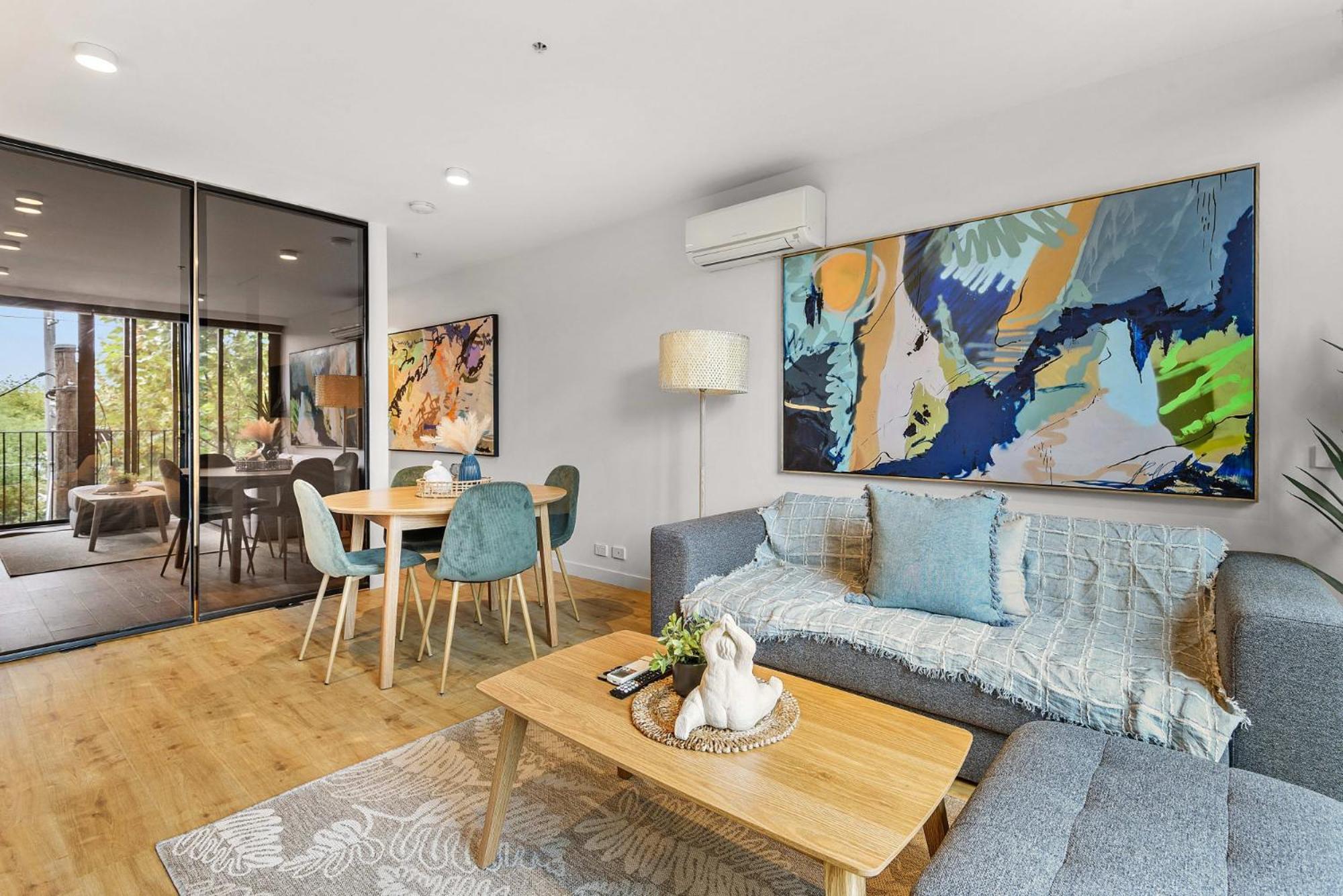 Contemporary 1-bed In The Heart Of St Kilda Apartment