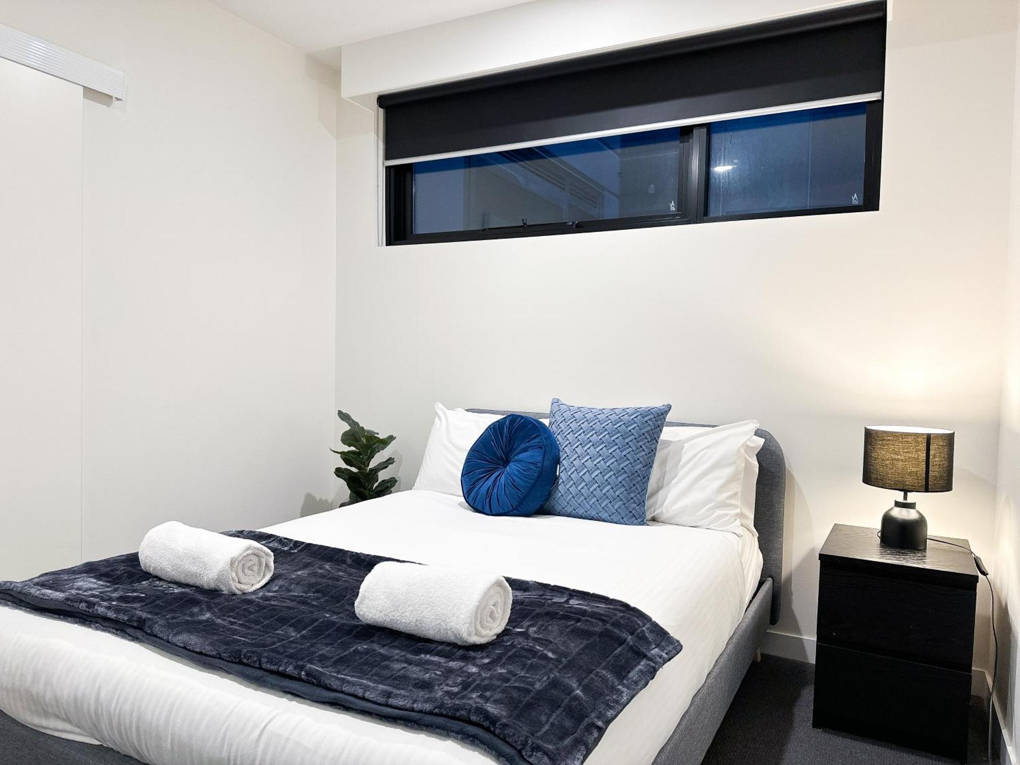 Apartment Exhibition Retreat On Chinatown Bourke St Melbourne
