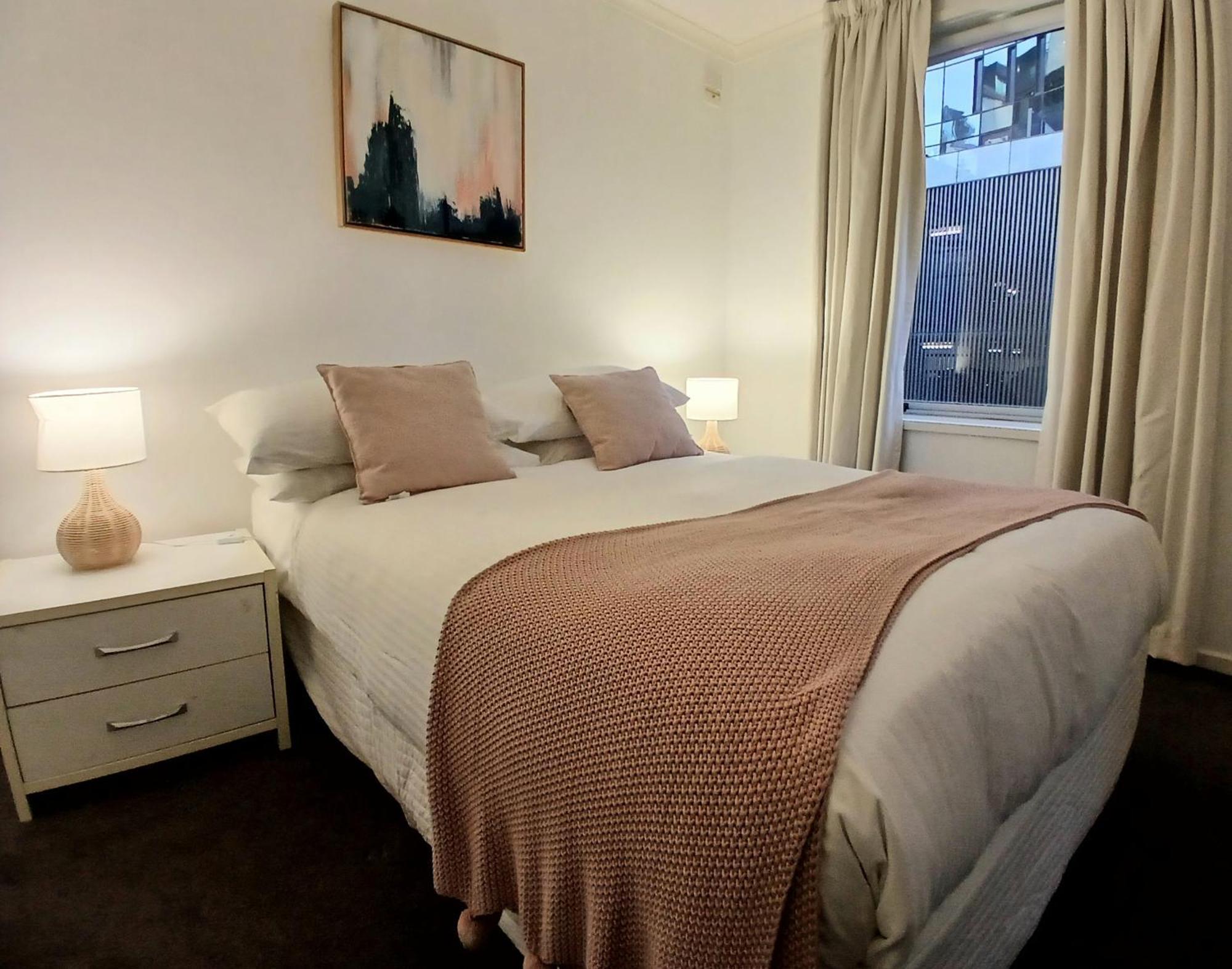 Readyset At Southbank Apartment