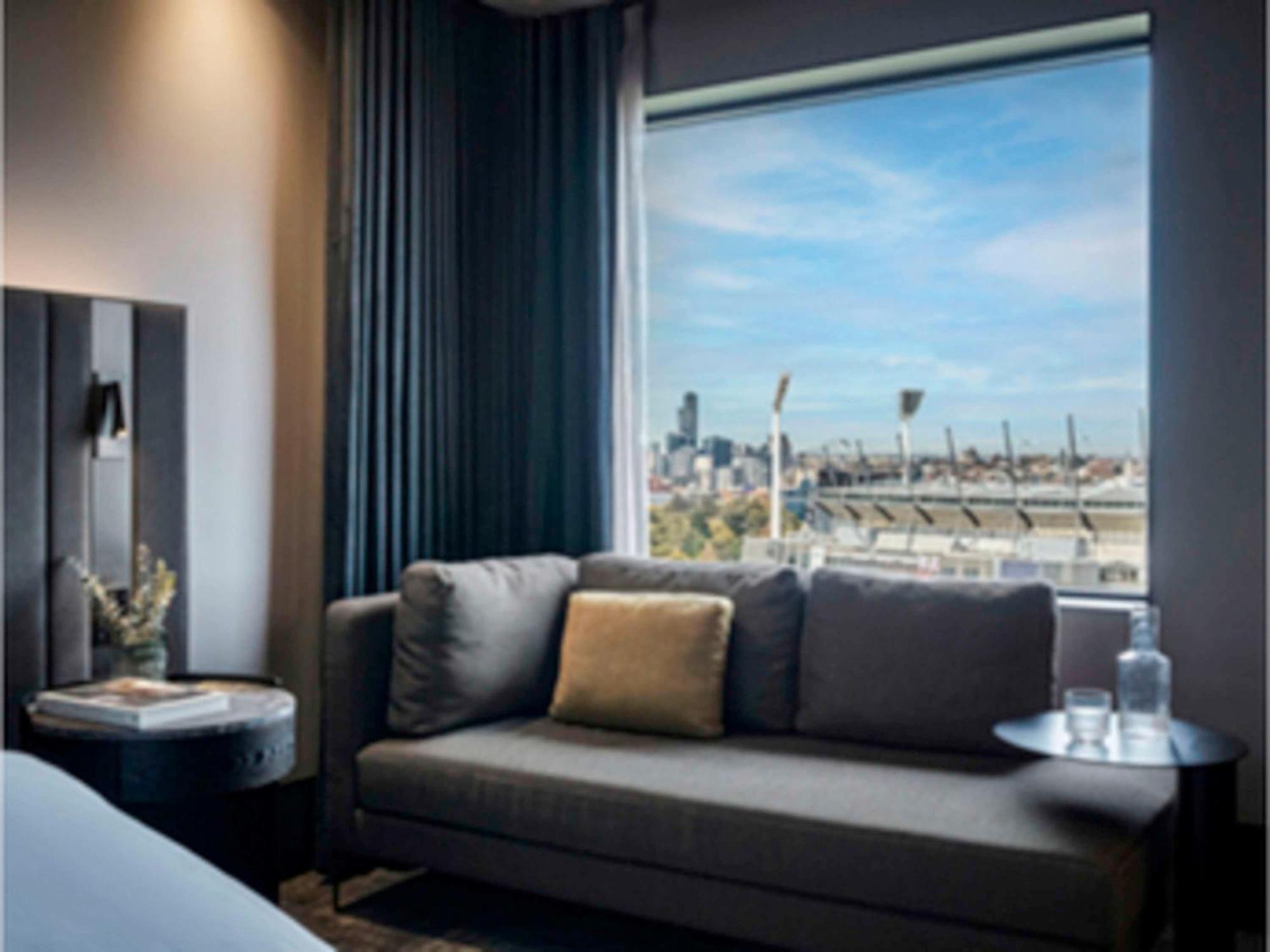Pullman On The Park Hotel 5*