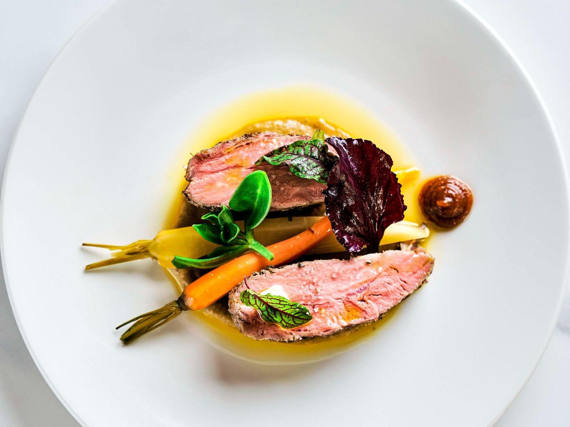 Pullman On The Park Hotel Melbourne