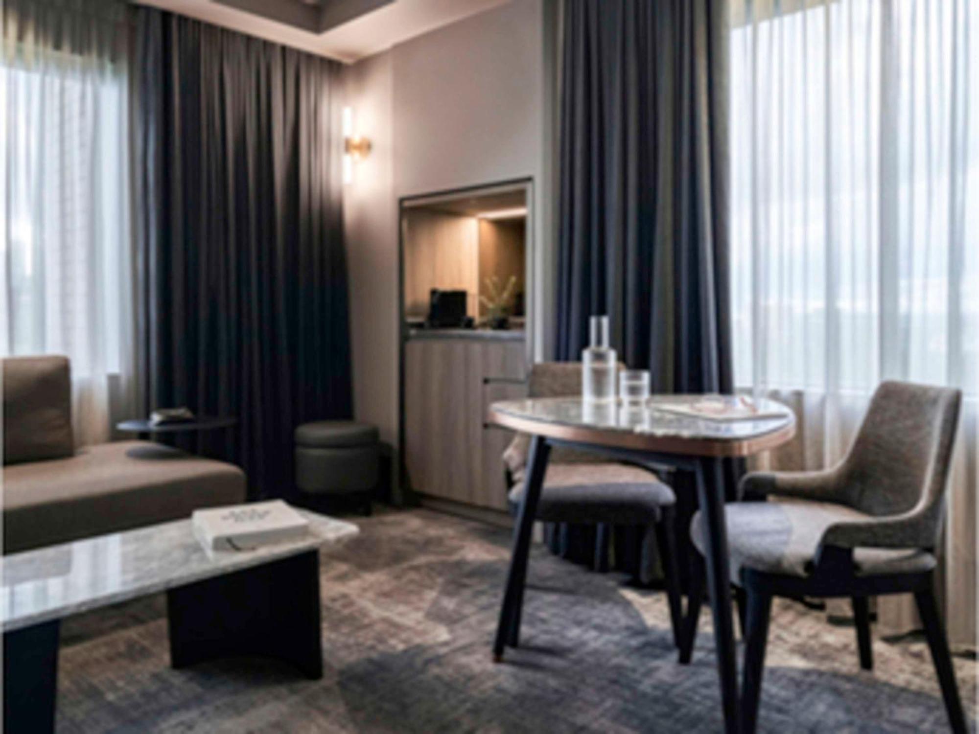 Hotel Pullman On The Park 5*