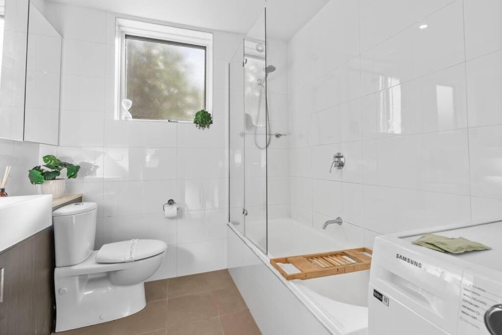 Apartment Hidden Gem At Caulfield Park *