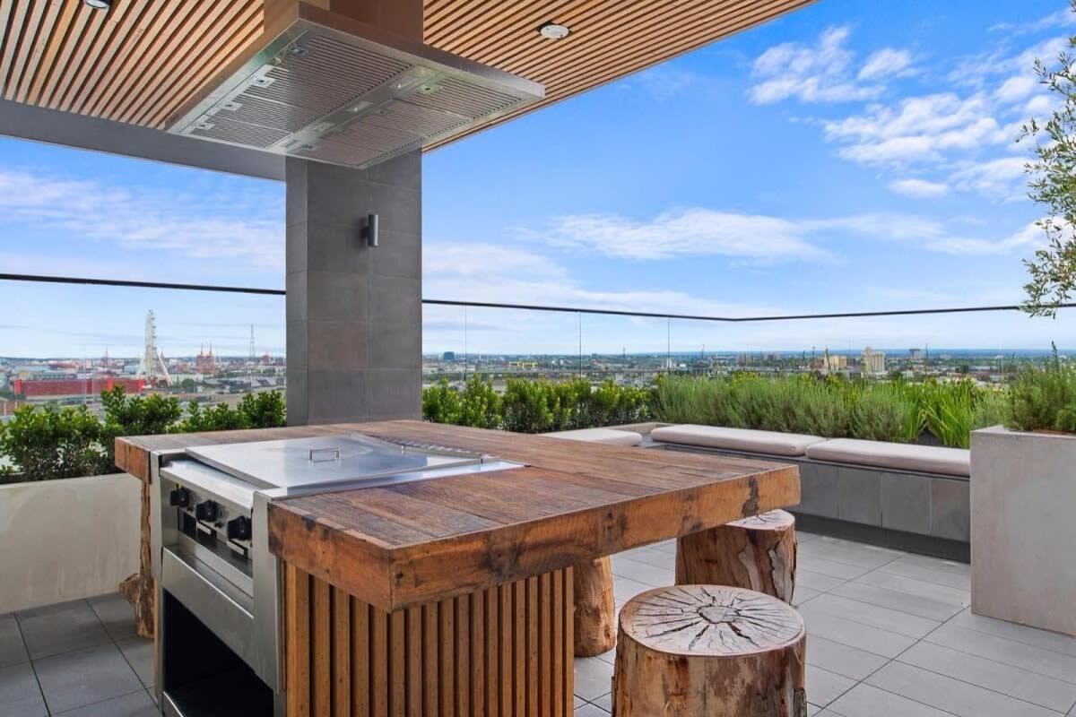 Perfect Melbournian Escape - Close To Queen Vic Market *