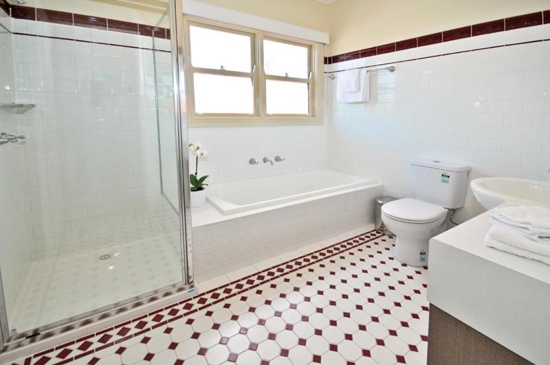 Guest house 4c- Executive In Premium Shared *