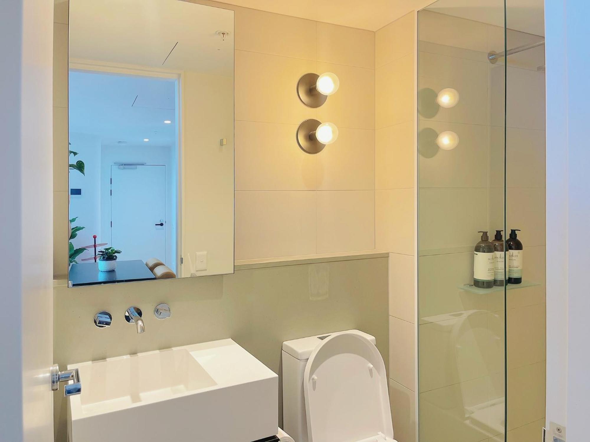 Centre Grace Retreat-2b2b Apartment Melbourne