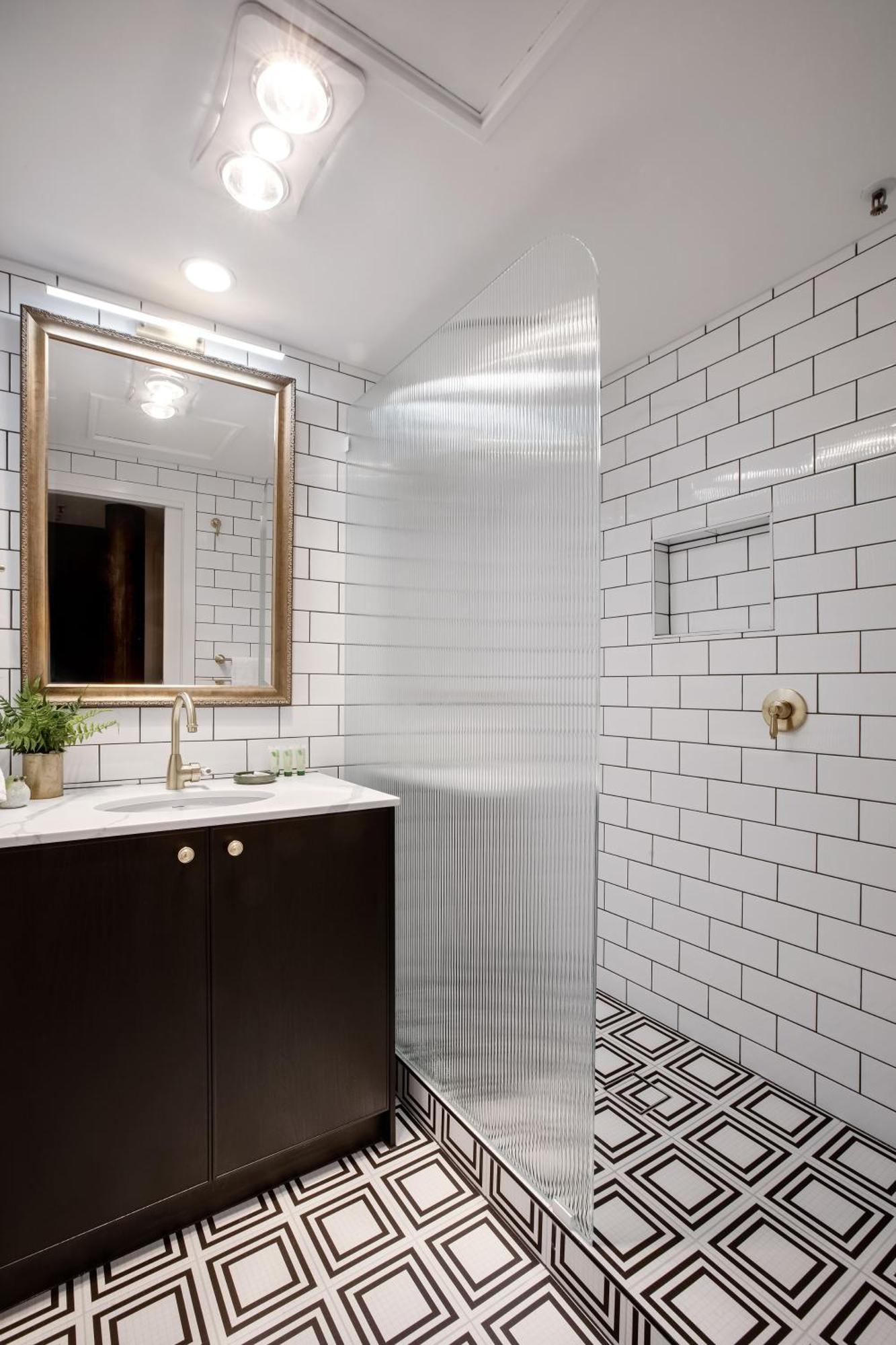 Apartment Retro Meets Industrial At Heritage Bond Store
