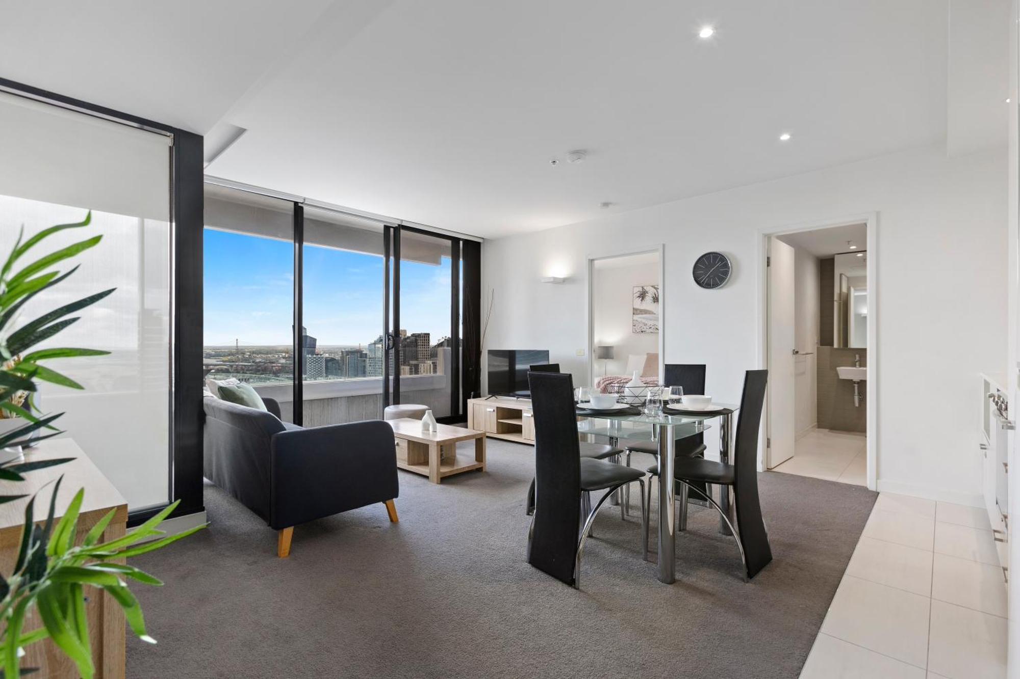 Apartment Complete Host Neo