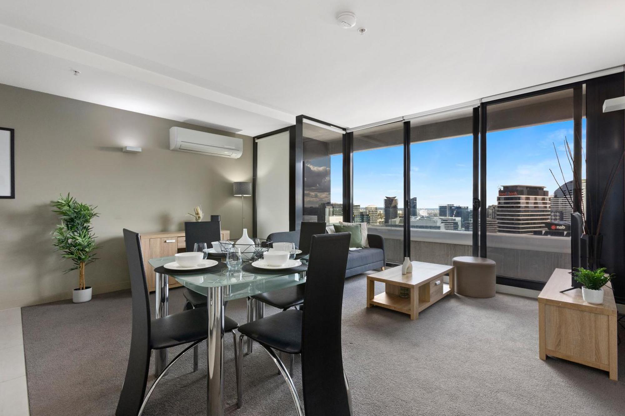 Complete Host Neo * Melbourne