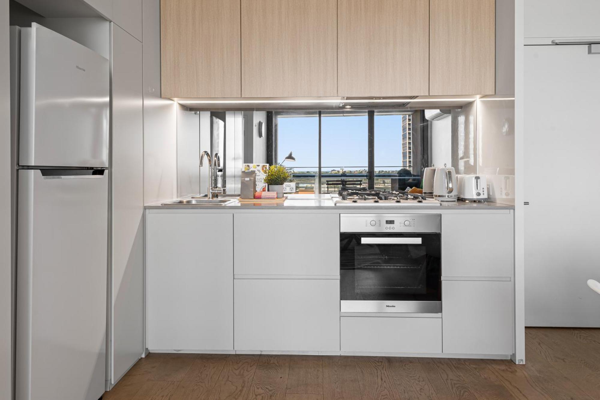 Apartment Complete Host Collins St Melbourne