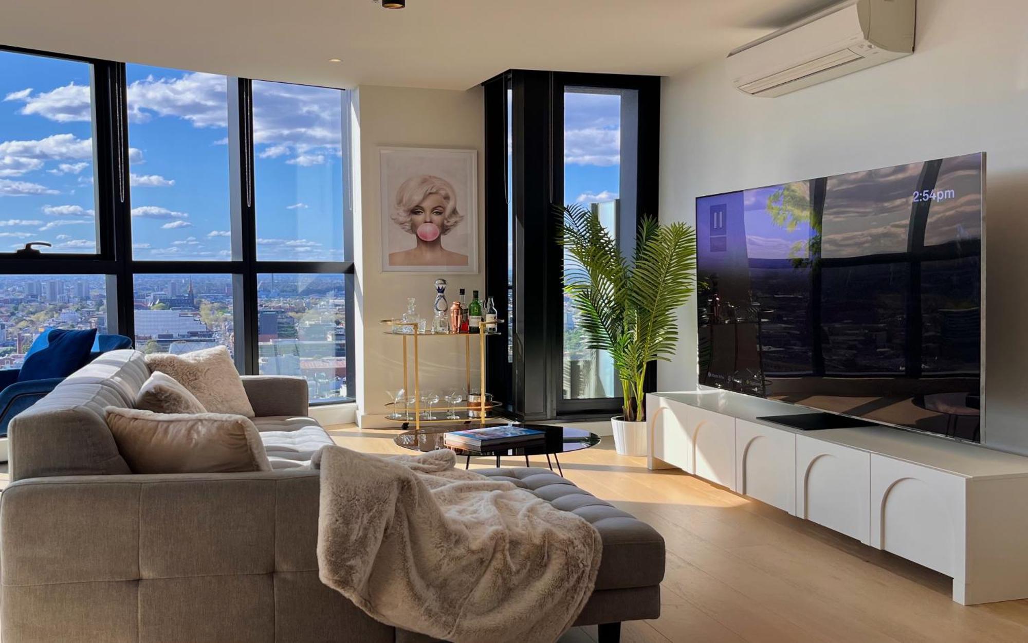 6 Star Panoramic Luxury South Yarra Apartment *
