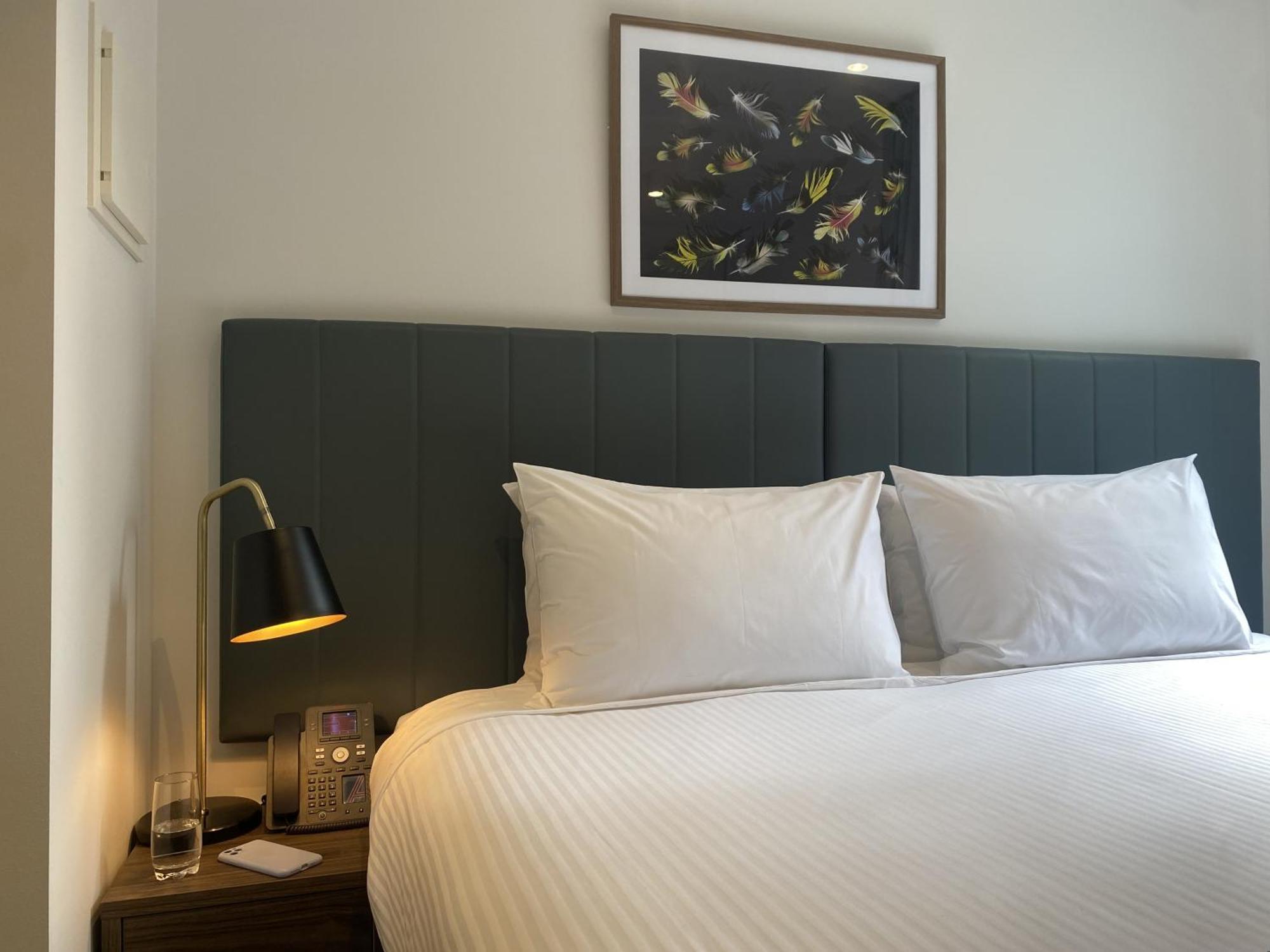 Brady Hardware Lane Hotel 4*