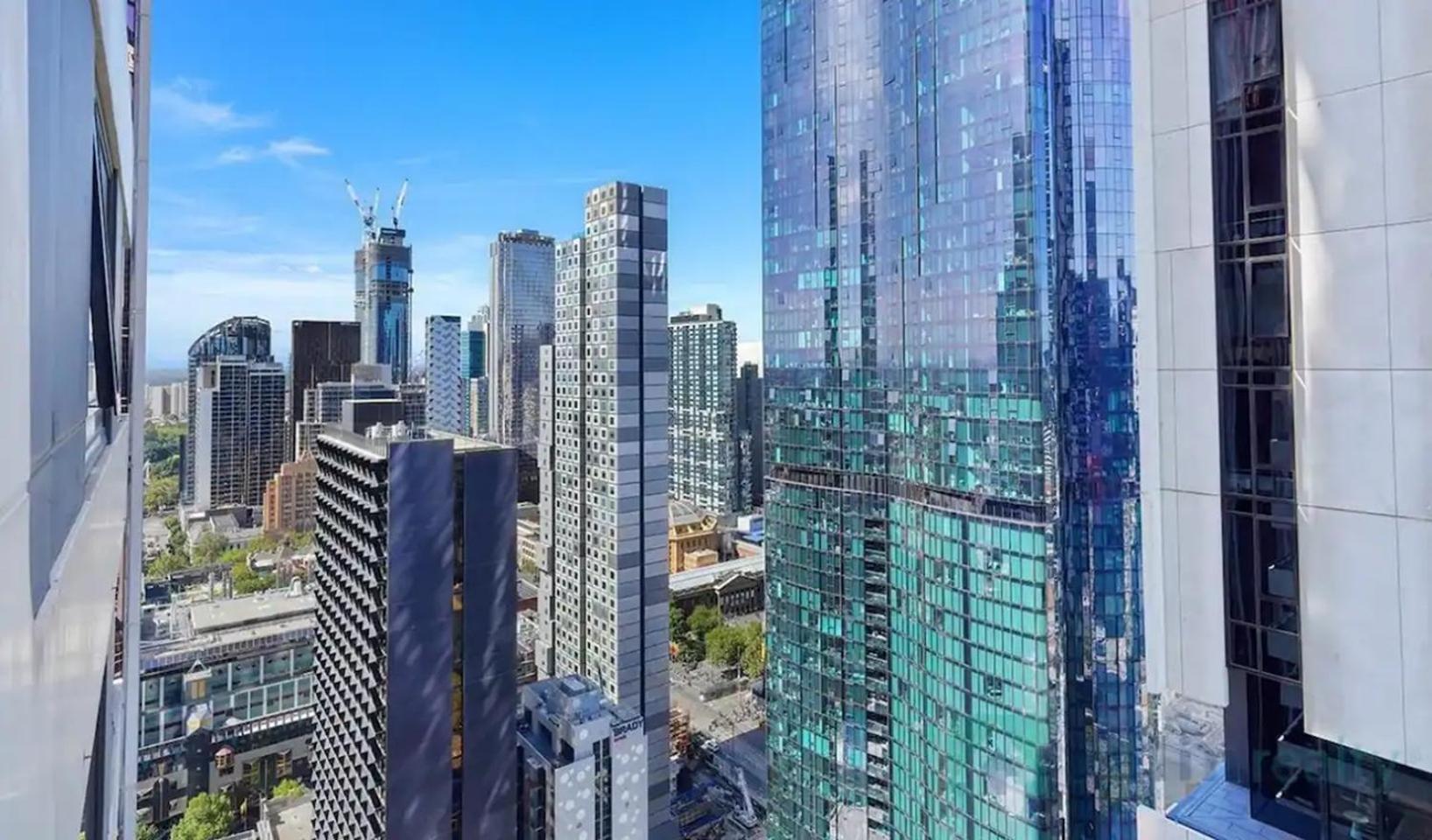 Simply By Ready Set Apartment Melbourne