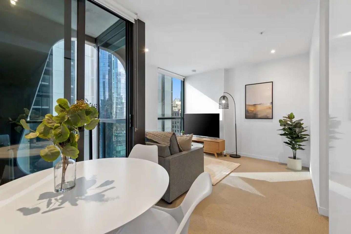 Apartment Simply By Ready Set *
