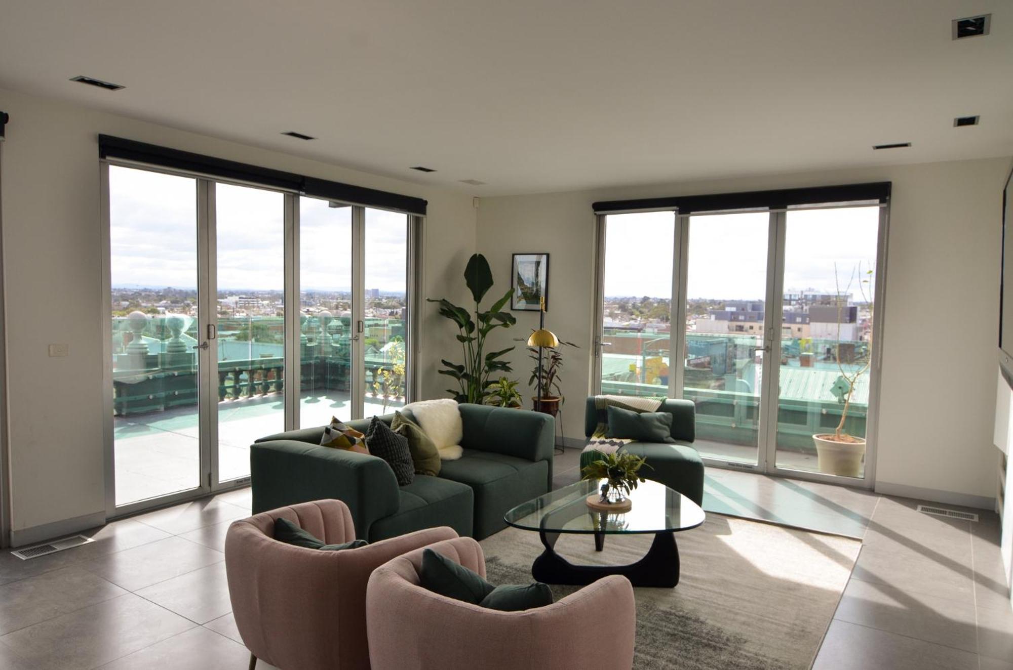 Luxury In Premium Penhouse Apartment