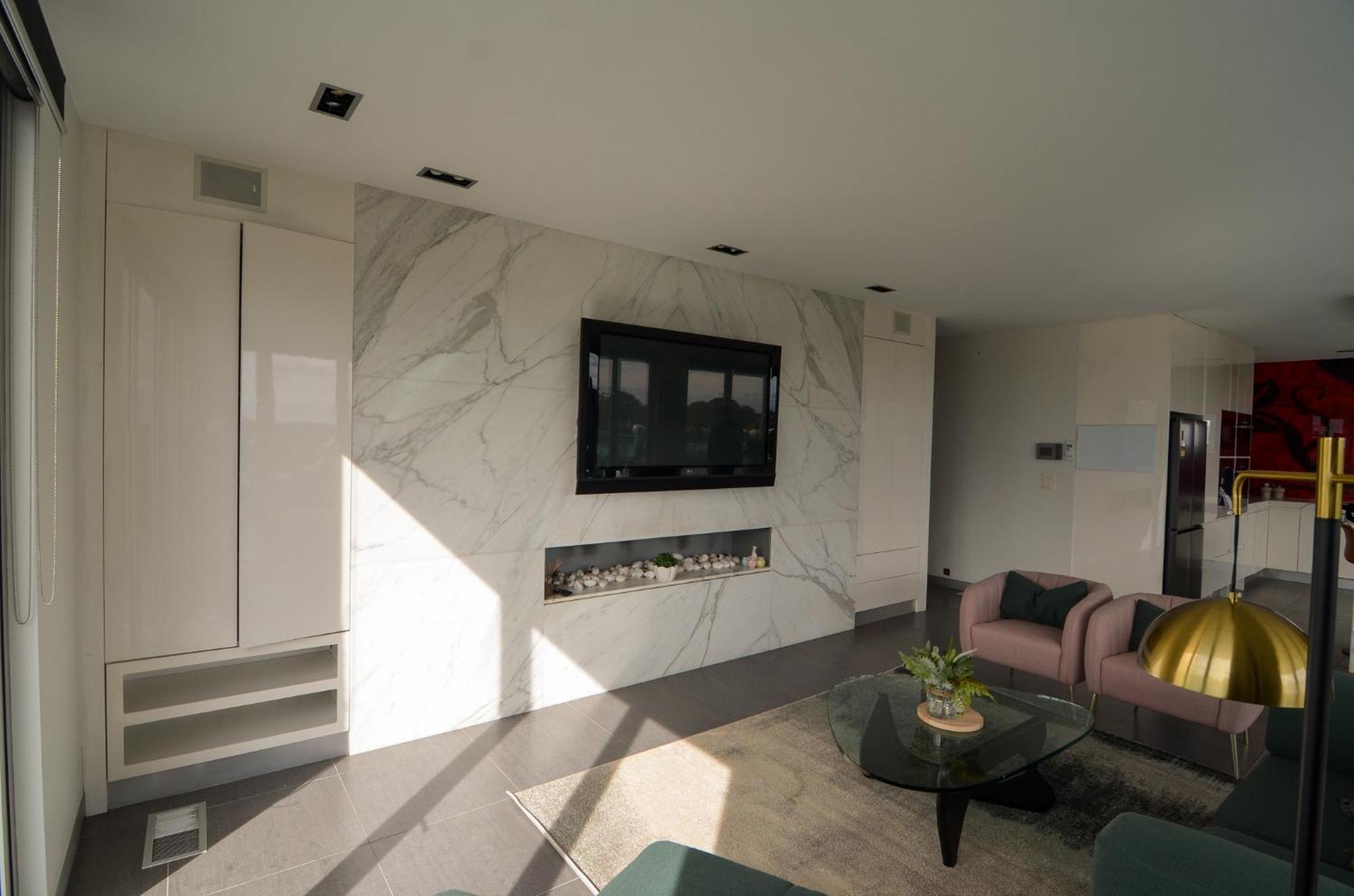Luxury In Premium Penhouse Apartment