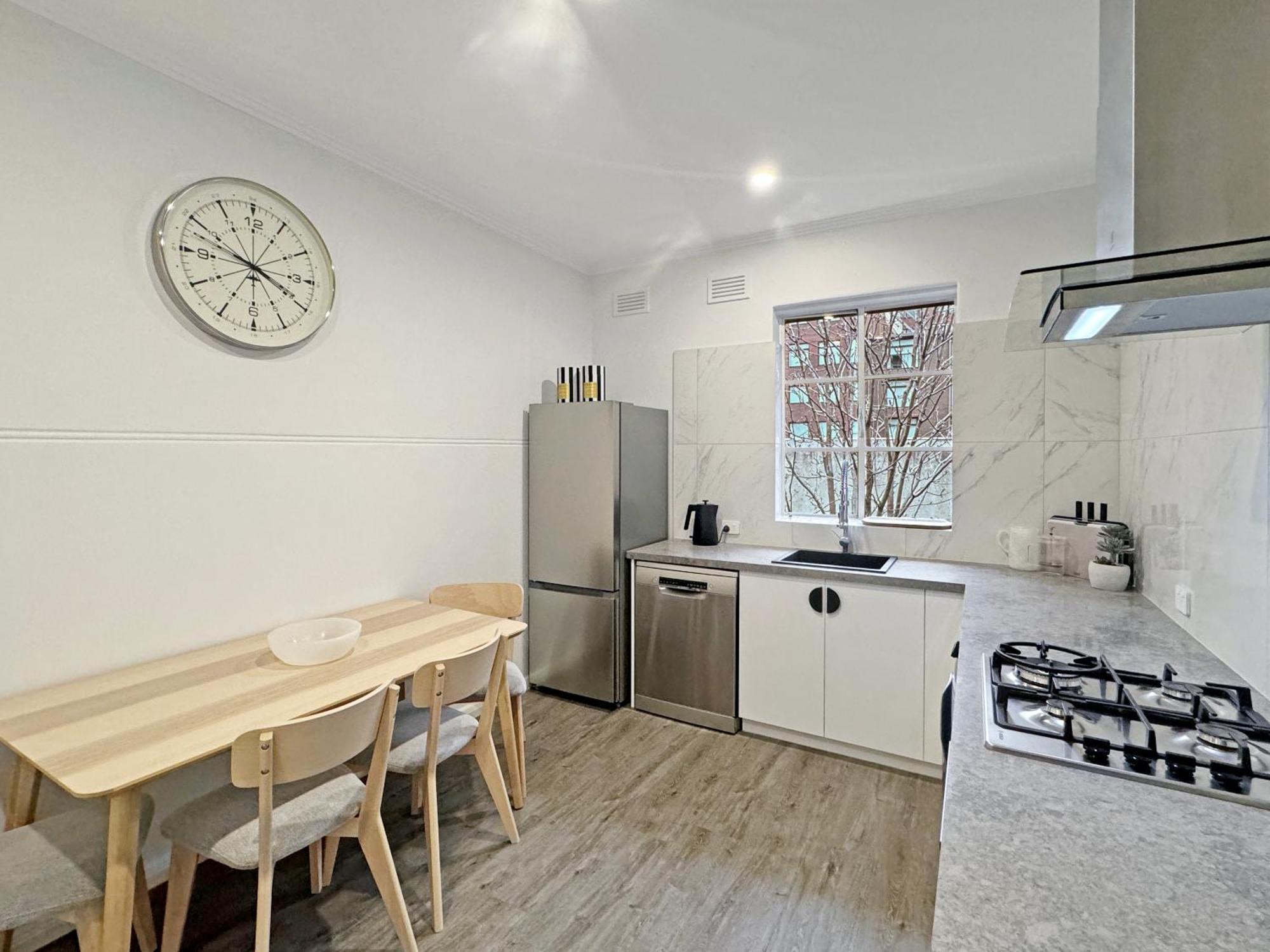 Apartment Luxurious Art Deco Abode Opposite Park