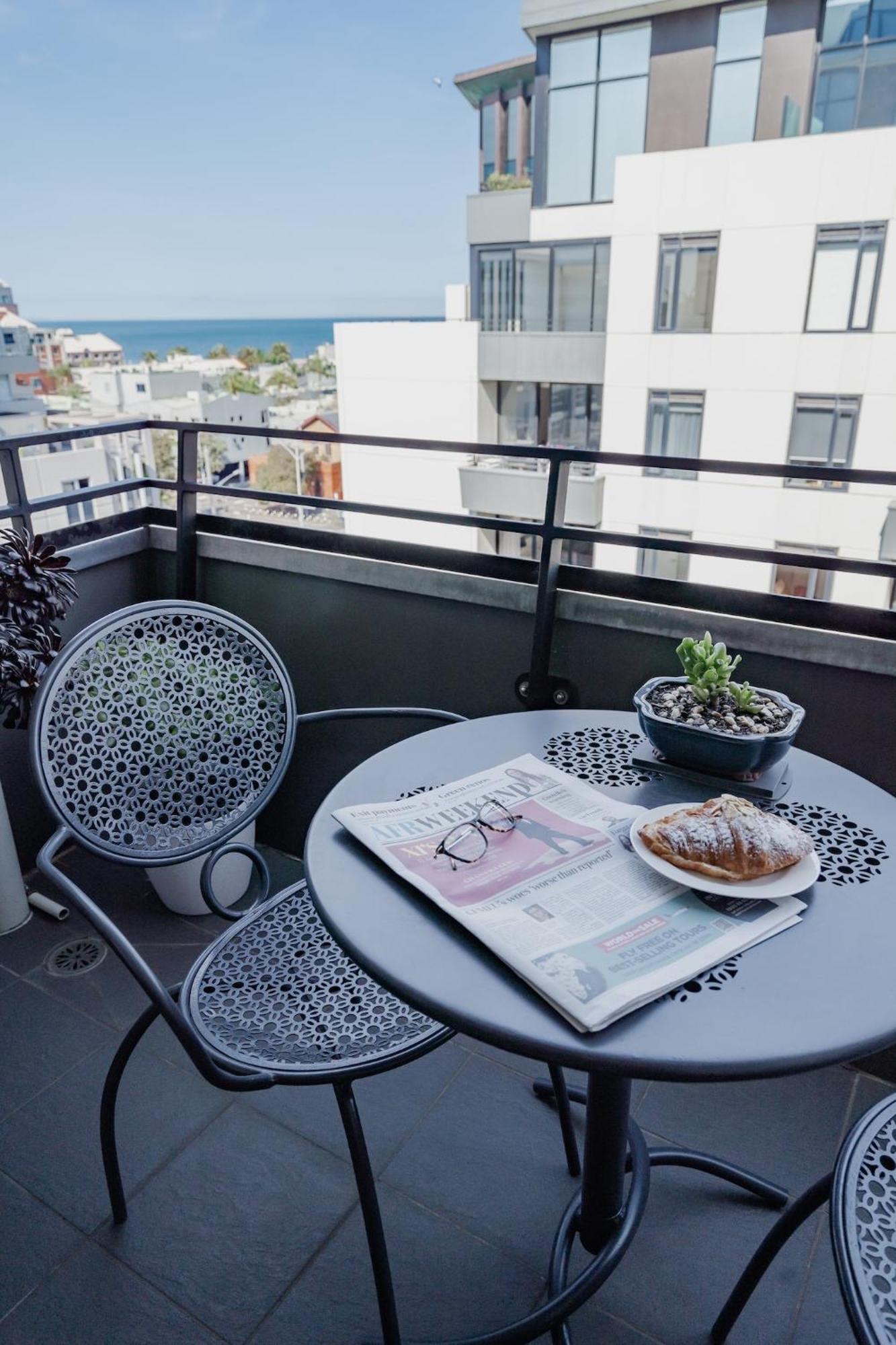 Staycentral - Portside * Melbourne
